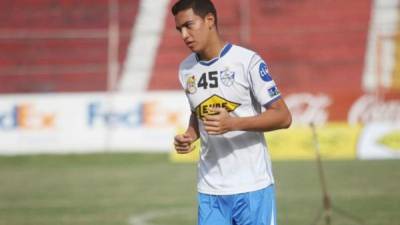 Devron García ha tenido minutos en la Primera División con el Victoria.