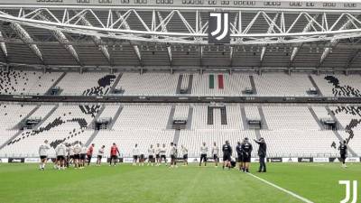 La Juventus se medirá en la Champions League al Barcelona, el Dinamo Kiev y el Ferencvaros.