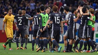 Los jugadores de Japón celebrando la clasificación al Mundial de Rusia 2018. Foto AFP