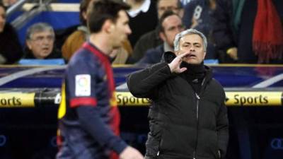 Mourinho asegura que Messi no saldrá del Barcelona hasta terminar su carrera.