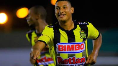 Bryan Acosta es pretendido por Javier Delgado para el Alajuelense, pero el Real España le dijo que no.