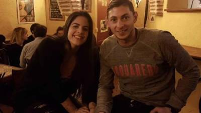 Ella es Luiza Ungerer, bella joven brasileña que ha causado revuelo en las últimas horas al revelar que fue novia del delantero argentino Emiliano Sala, el atacante que murió en accidente de avión cuando de alistaba para jugar en la Premier League de Inglaterra.