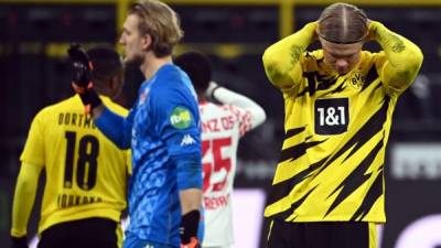 Erling Haaland se lamenta tras no poder anotar contra el Mainz. Foto AFP