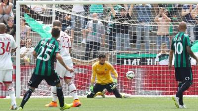 El Milan sigue a la baja en Italia.