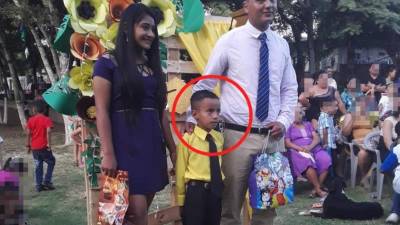 Foto en vida del pequeño Willian Pérez con sus familiares.