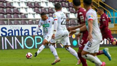 Alex López le hizo un golazo al Saprissa en el último clásico.