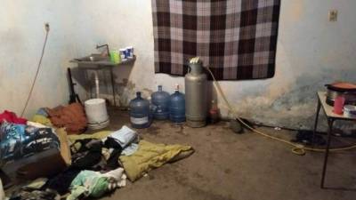 El diario La Jornada publicó la fotografía de la vivienda donde estaban retenidos los hondureños.