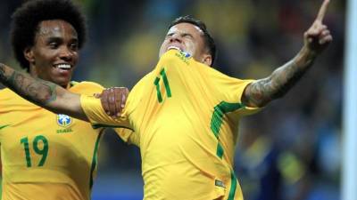 Philippe Coutinho selló la victoria de Brasil sobre Ecuador. Foto AFP