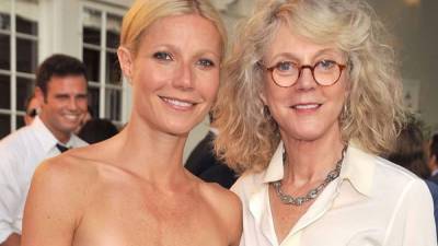 Gwyneth Paltrow y su madre, Blythe Danner.// Foto archivo.