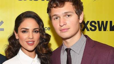 Ansel Ergot logró recaudar miles de dólares con la sugerente foto publicada en Instagram.