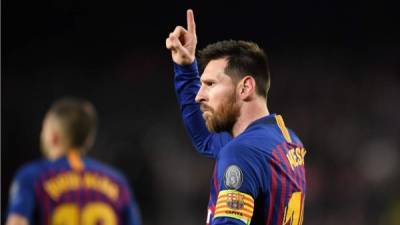 Lionel Messi tuvo este gesto con los aficionados del Barcelona, intercediendo por Coutinho.