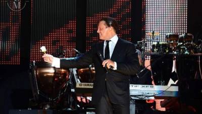 Además de las demandas que lo agobian, el cantante fue desalojado el mes pasado por no pagar su apartamento de lujo en California.