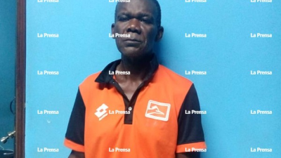 Residentes de la colonia Kawas que conocían al fallecido indicaron que éste se dedicaba a asaltar a las personas en dicho sector.