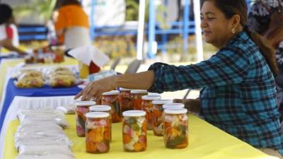 Imagen ilustrativa de emprendedores hondureños.