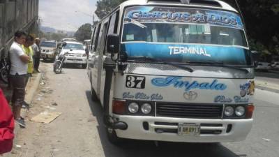 Microbús de transporte público en San Pedro Sula.