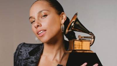 La cantante Alicia Keys será la conductora de los Grammy Awards 2019.