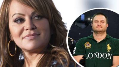 Una teoría sobre la muerte de Jenni Rivera dicen que la cantante había sufrido un atentado por ordenes de La Barbie.