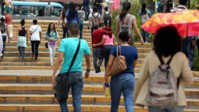 Estudiantes de la Unah en Tegucigalpa. Foto de archivo.