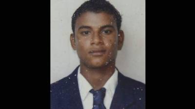 Carlos Javier Pacheco Orellana (22 años).