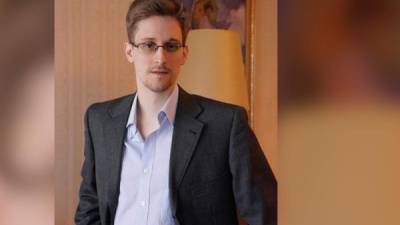 Snowden expresó su deseo de regresar a EUA, donde le espera un juicio por espionaje.