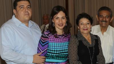 Afif y Lizza Handal con Alba y Rigoberto Pérez.