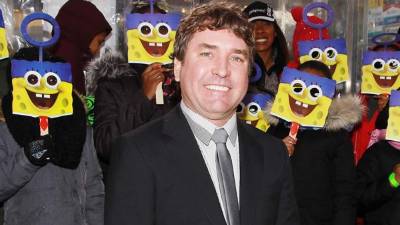 Stephen Hillenburg anunció este lunes que padece esclerosis lateral amiotrófica o ELA, una enfermedad neurológica progresiva, invariablemente fatal.