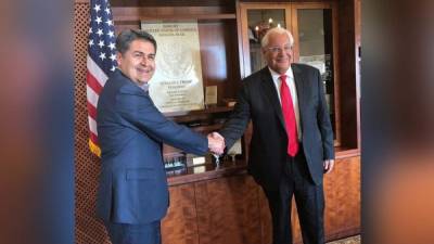 encuentros. Hernández se reunió con el embajador de Estados Unidos en Israel, David Friedman. También se reunió con el CEO de Ido-L. R. Company, Ami Lustig. Por último, el Museo Amigos de Zión agradeció a Hernández por reconocer a Jerusalén como capital de Israel.