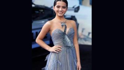 La actriz, aunque está dando sus primeros pasos en la industria, va cada año a visitar a su familia en Perú.