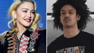 Madonna fue captada con el bailarín Ahlamalik Williams, quien es 36 años menor que ella.