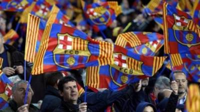 La afición del Barcelona espera que el brasileño se mejore de su lesión para verle de nuevo en las canchas.