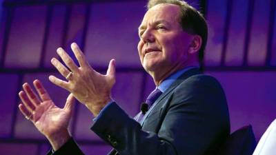 Paul Tudor Jones, gestor de fondos de cobertura, está evitando transacciones en ciertas divisas, incluido el peso mexicano.