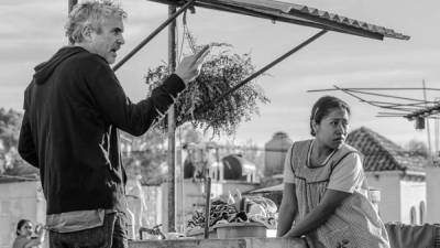 Alfonso Cuarón y su cinta 'Roma' compitena los premios de la Academia con 10 nominaciones.