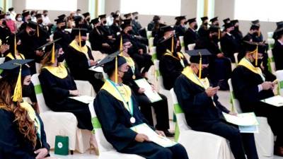 Los actos de graduación en UTH se realizaron cumpliendo todos los protocolos de bioseguridad.