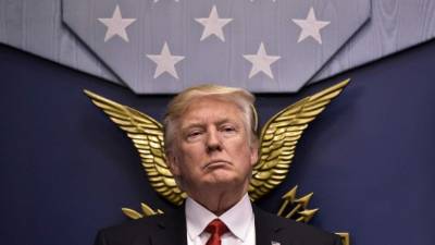 Donald Trump acostumbra publicar en twitter sus opiniones más personales y confrontativas sobre diversos temas y personas.