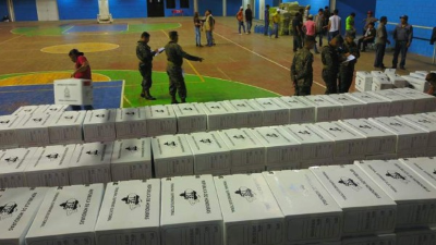 Las maletas llegaron anoche al Complejo Olímpico Metropolitano.