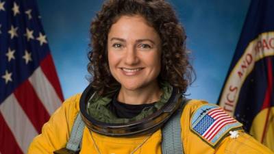 Jessica Ulrika Meir es una astronauta, bióloga marina y fisióloga de la NASA.