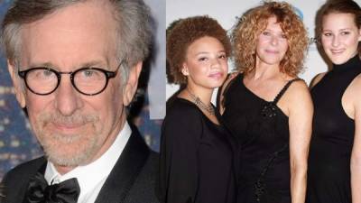 La hija del icónico cineasta de Hollywood Steven Spielberg , de 73 años, y su esposa. la actriz Kate Capshaw, de 66, confesó que desea 'capitalizar' su cuerpo, por lo que se decidió a lanzar su carrera en la industria para adultos.