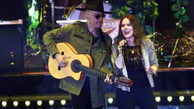 Ganar un premio Grammy a mejor álbum latino es una de las satisfacciones que “Un besito más” le ha dado a Jesse & Joy en lo que va del año.