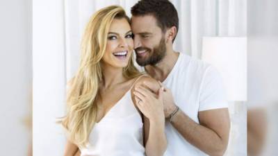 Marjorie de Sousa y Julián Gil.