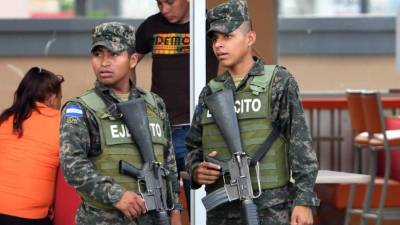 Deben cumplir con su labor constitucional sobre los comicios.