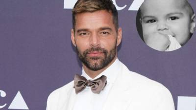 Este 07 de abril Ricky Martin publicó las primeras foto de su cuarto hijo, Renn Martin-Yosef, dejando ver el rostro del pequeño.