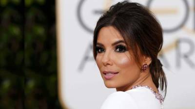 Longoria confesó que no descartaba la posibilidad de tener hijos con Bastón, con quien se casó en mayo pasado.