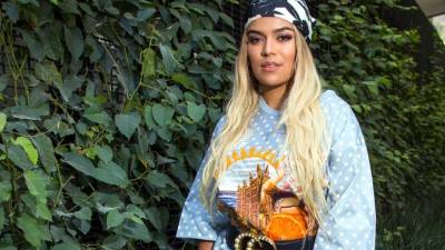 “Cuando nadie te conoce quieren sacar provecho, y yo esperé a que mis canciones me llevaran a alcanzar el éxito, porque no tengo afán ni necesidad”.