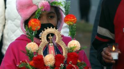Los hondureños conmemoran este miércoles los 274 años del hallazgo de la virgen de Suyapa, la patrona de Honduras, por primera vez en la historia con la basílica menor cerrada y sin poder participar en la peregrinación católica más importante del país debido a la pandemia de la covid-19.