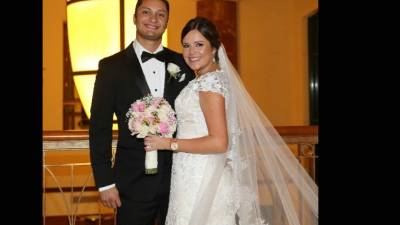 Marcial Chávez Aplícano y Andrea Michelle Mendoza Batres viajaron de luna de miel a Cancún, México.