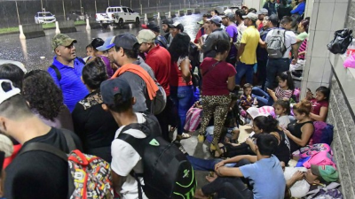 Con pequeñas mochilas y grandes esperanzas se prepararon los migrantes. Fotos: Yoseph Amaya.