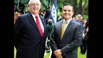 El empresario y político Jaime Rosenthal Oliva murió ayer sábado tras sufrir un infarto.