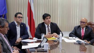 El presidente Carlos Alvarado declaró emergencia por el coronavirus.