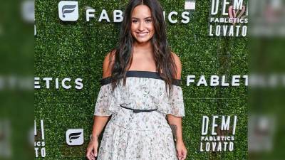 La artista está orgullosa de sus curvas.