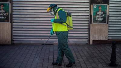 Agente de desinfección en Francia.